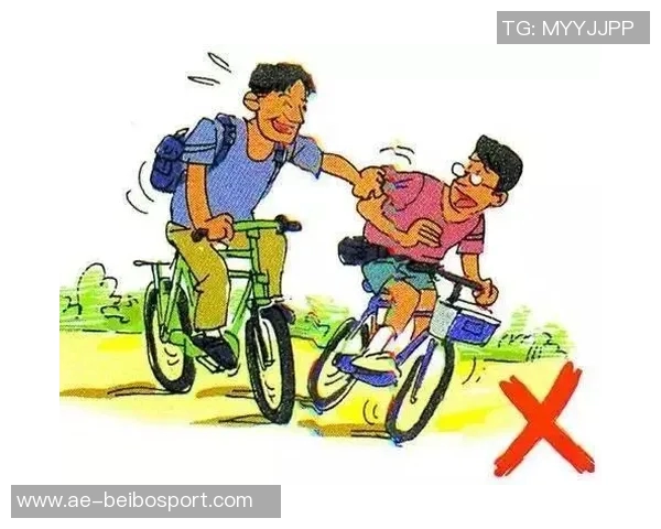 东契奇调侃海斯骑车太危险呼吁大家佩戴头盔安全出行