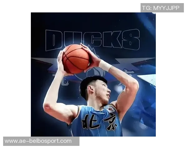 周琦因伤缺席亚洲杯赛场与队友并肩作战全力以赴进行康复训练